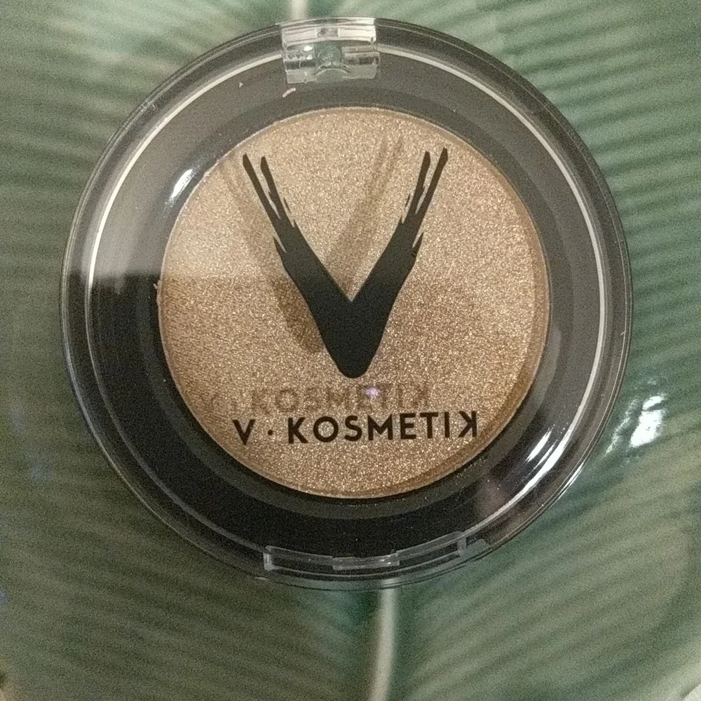 Pressed Shimmer Powder